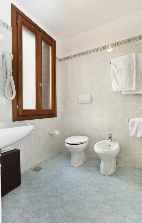 Hotel San Fantin Венеція Номер фото