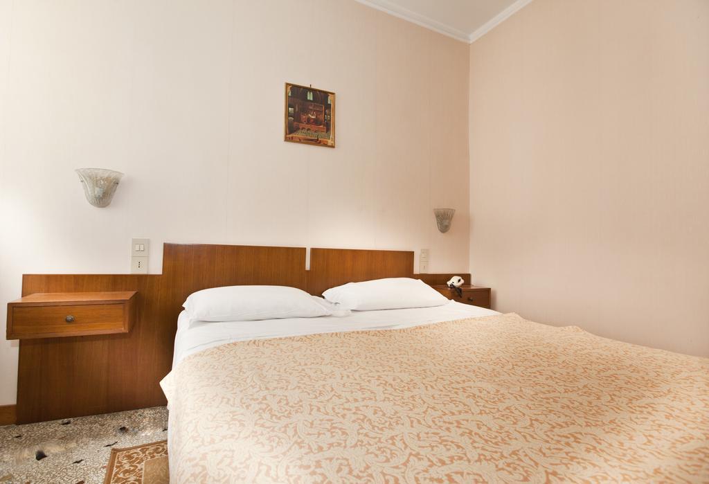 Hotel San Fantin Венеція Номер фото